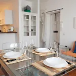 Just Urban - Bright 1br 5 Floor In The Center - Metro M2 And M4 *